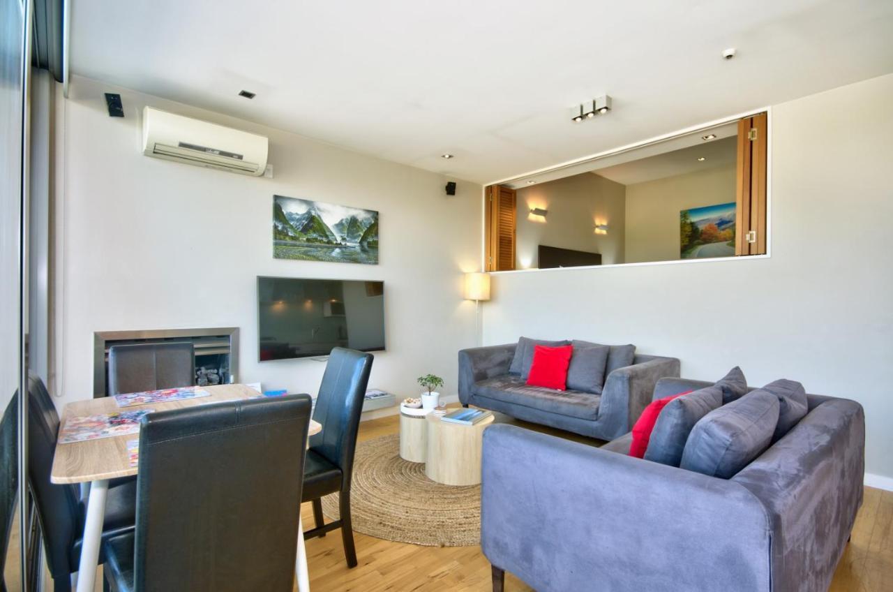 Pure Retreat Lake View Квинстаун Экстерьер фото